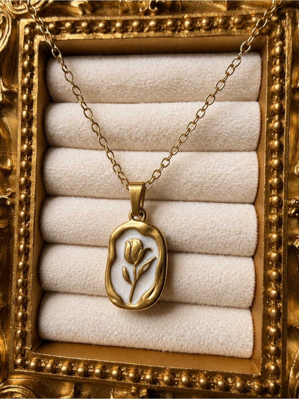 Gold Floral  Pendant Elegant Statement Necklace